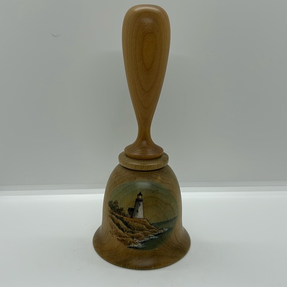 VINTAGE DECORATIVE WOOD BELL WITH CLAPPER LIGHTHOUSE DESIGNED - Picture 2 of 9
